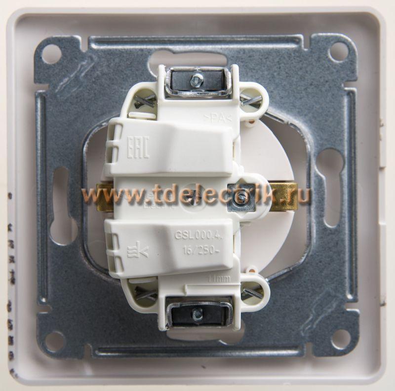 Фотография №1, GLOSSA РОЗЕТКА с заземлением со шторками с крышкой в сборе16А IP20 ПЕРЛАМУТР